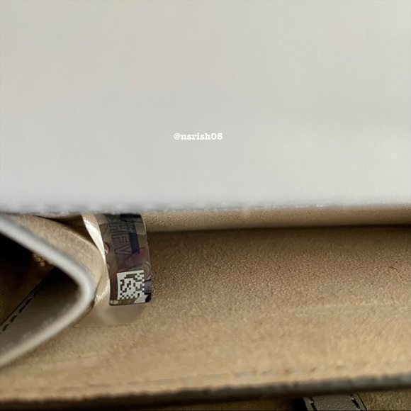 ☀️NWT☀️Chloé Mini C Vanity Bag Croc Embossed Gray - Picture 13 of 16